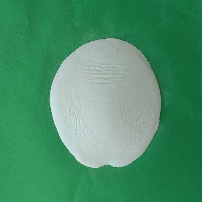 Fluoruro di alluminio non infiammabile con massa molare di 83,98 g/mol 232-140-9