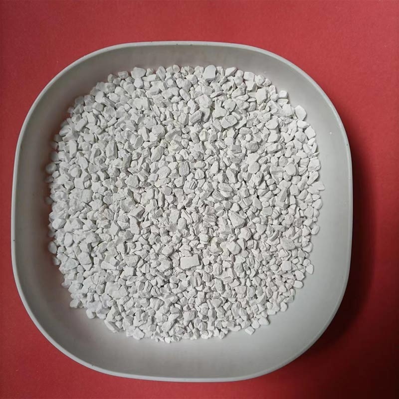 Cryolite sintetica granulare con punto di fusione di 1025 °C per agenti di raffinazione
