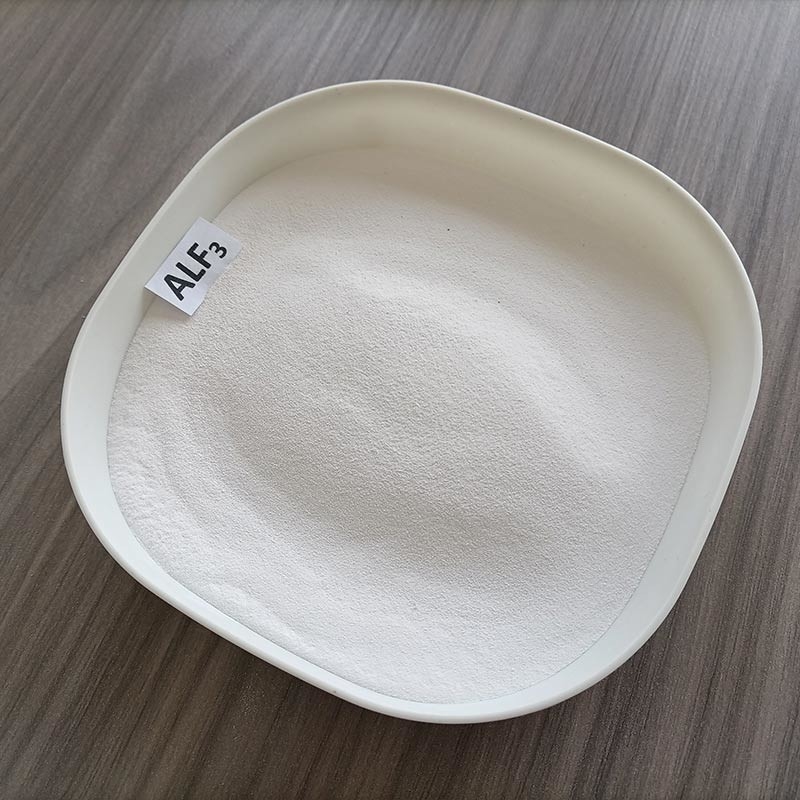 Fluoruro di alluminio CAS n. 7784-18-1 Utilizzato come fluido per la glassa ceramica