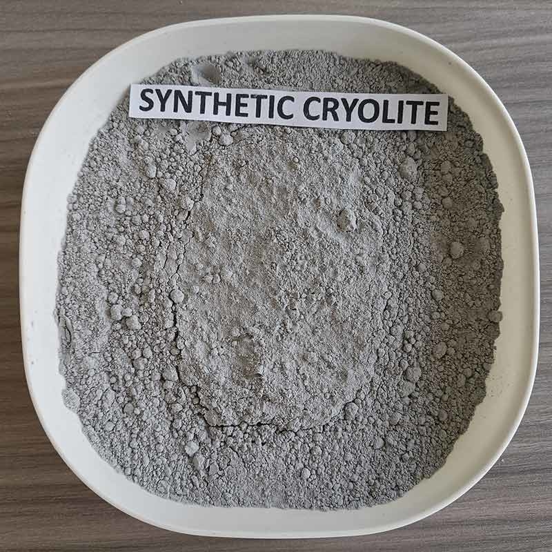 Cryolite sintetica di alta purezza di grado industriale per la produzione elettrolitica di leghe di alluminio