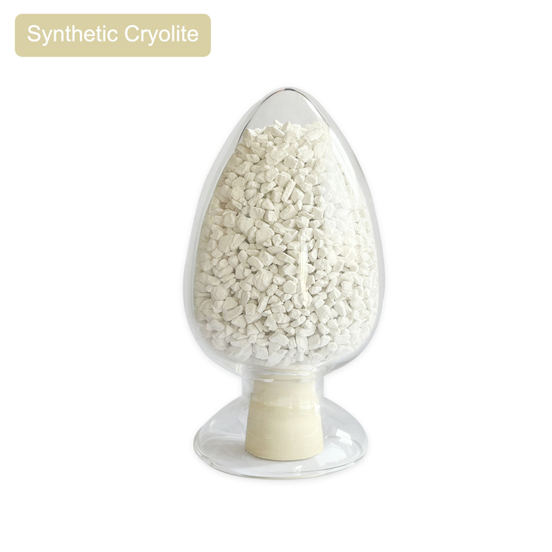 Cryolite sintetica a granuli bianchi con punto di fusione di 1025 °C per agenti di raffinazione