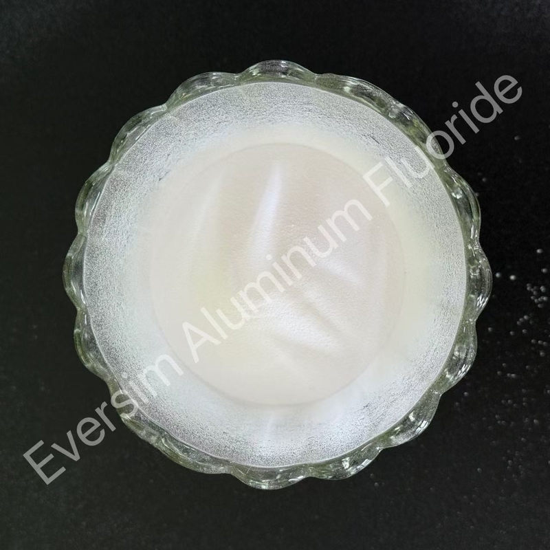 Alte purezza CAS7784-18-1 Polvere bianca AlF3 Cristalli di fluoruro di alluminio per la produzione di abrasivi