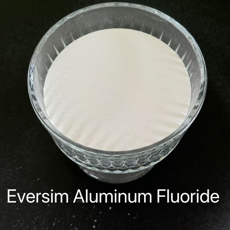 Alte purezza CAS7784-18-1 Polvere bianca AlF3 Cristalli di fluoruro di alluminio per la produzione di abrasivi