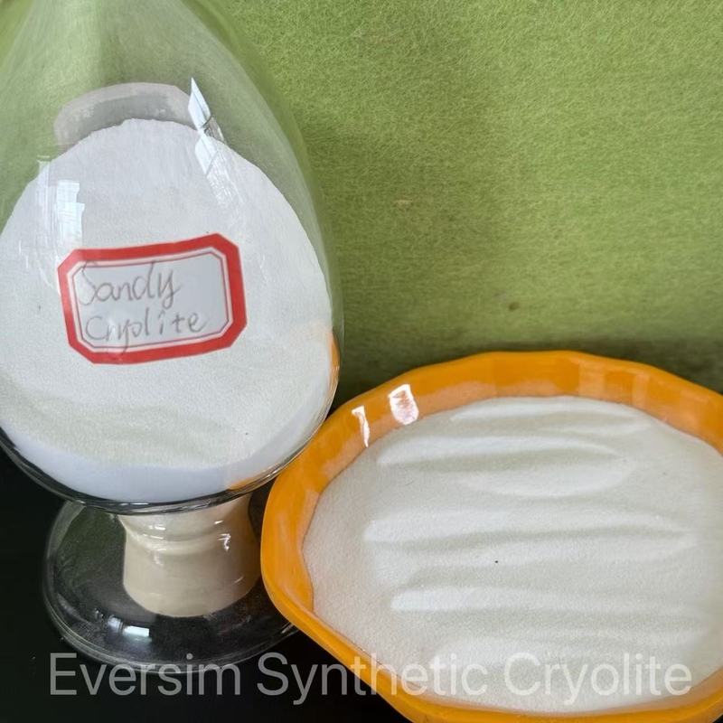 Prodotto chimico CAS15096-52-3 Sabbia bianca Na3AlF6 Cryolite sintetico per l'industria ceramica