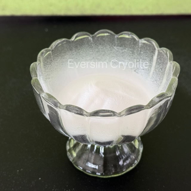 Prodotto chimico di alta qualità CH-1/CM-1 di sabbia bianca Cryolite sintetica Na3AlF6 per l'industria ceramica