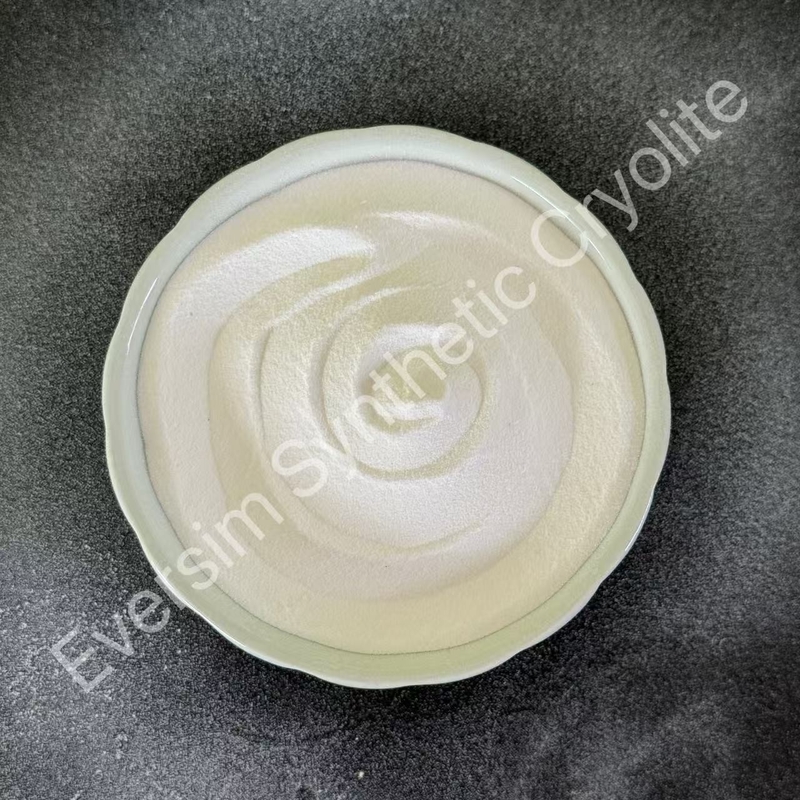Prodotto chimico ad alta purezza CAS15096-52-3 200 Mesh Na3AlF6 Criolite di sodio 99,9% per l'industria abrasiva