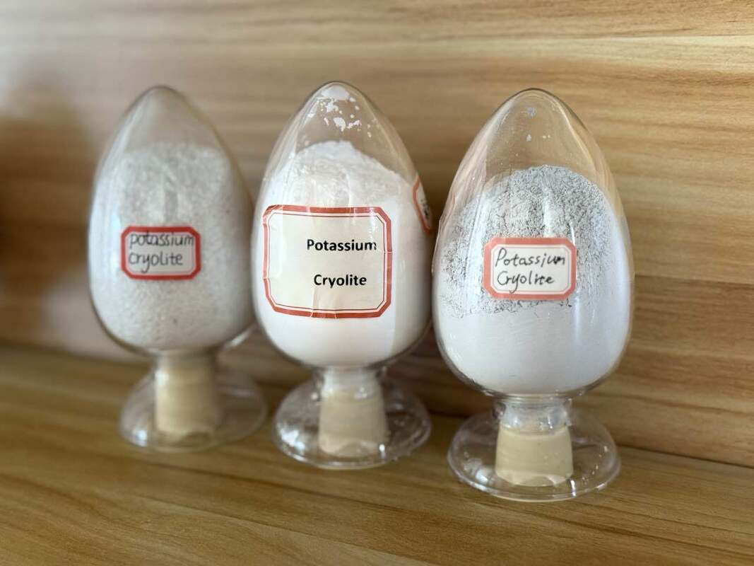 White/grey Potassium Fluoride Cryolite meltingpoint 560-580 °C industrial chemical for various manufacturing applications