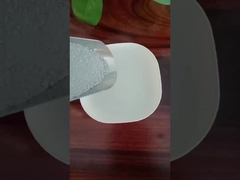 Cryolite in polvere grigia